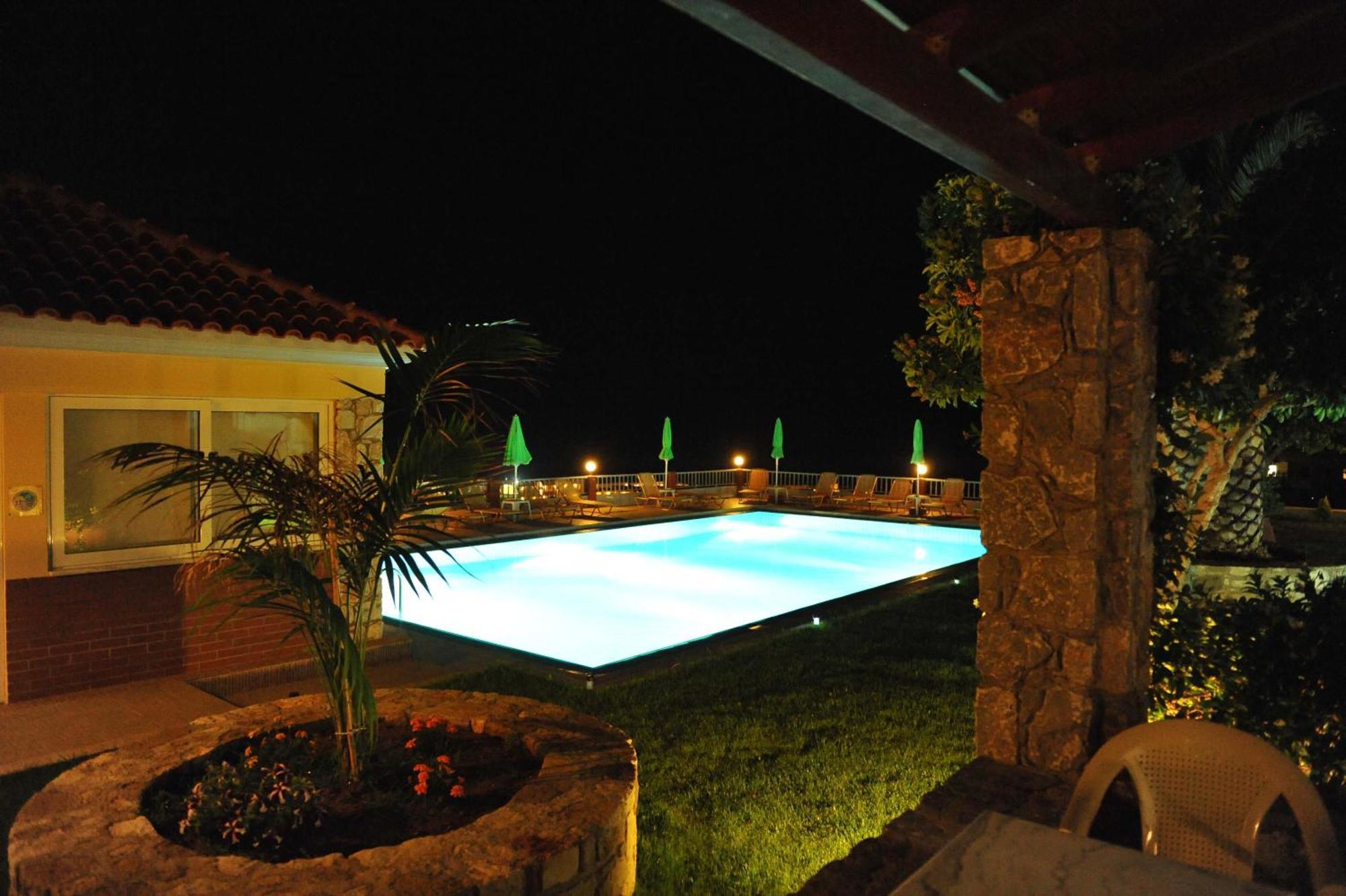 Aparthotel Eliros Studios
