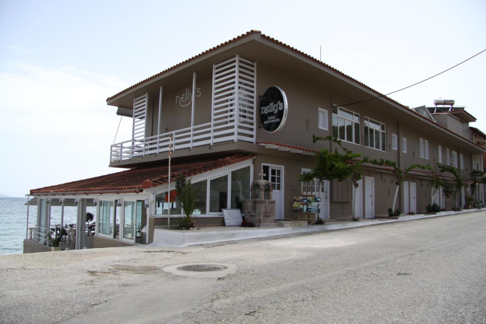 Aparthotel Nelly'S Apartments 3*