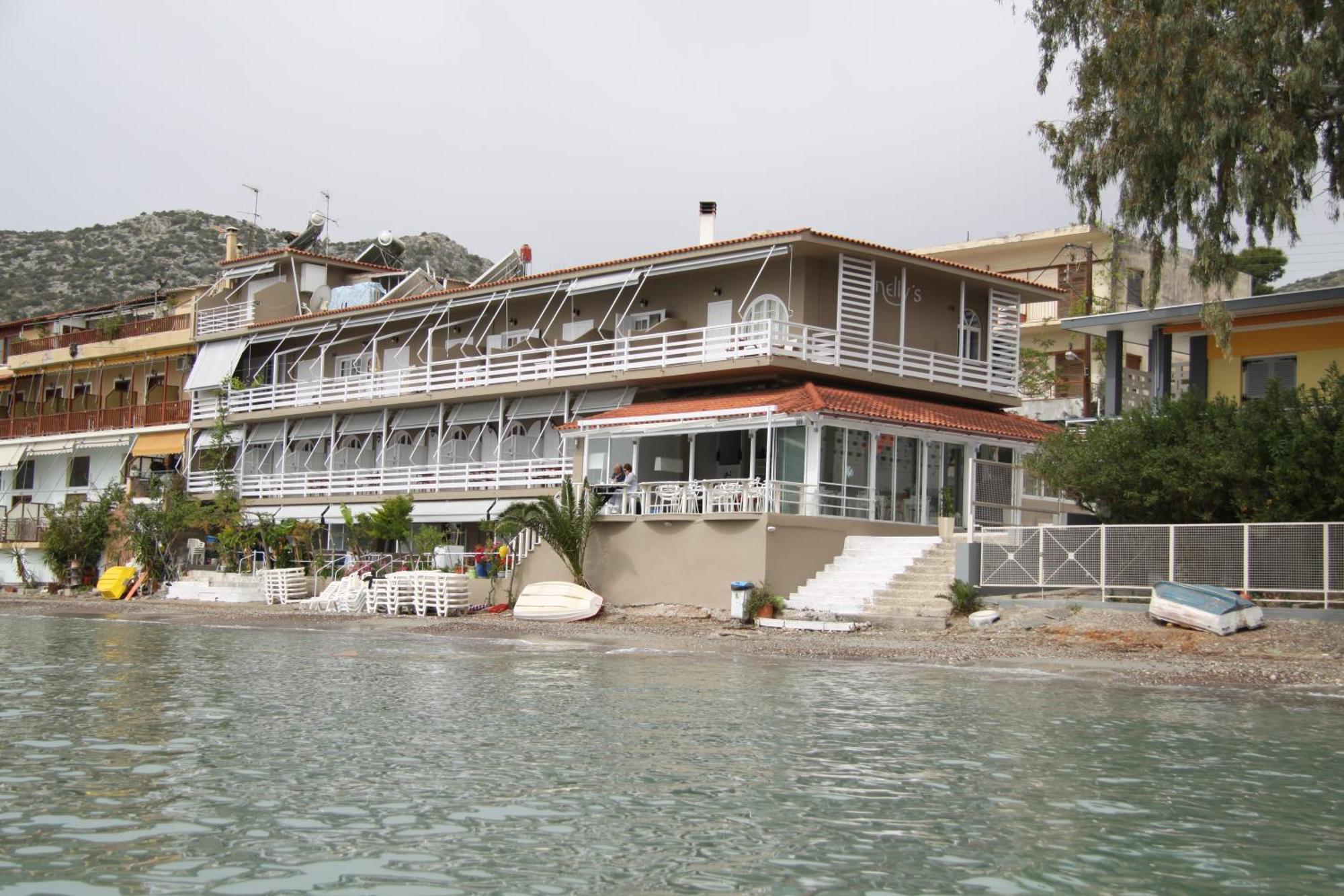 Nelly'S Apartments Tolo