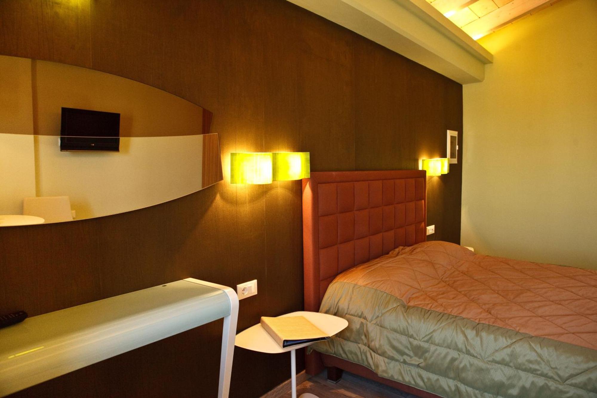 Hotel Amfitriti Palazzo 4*