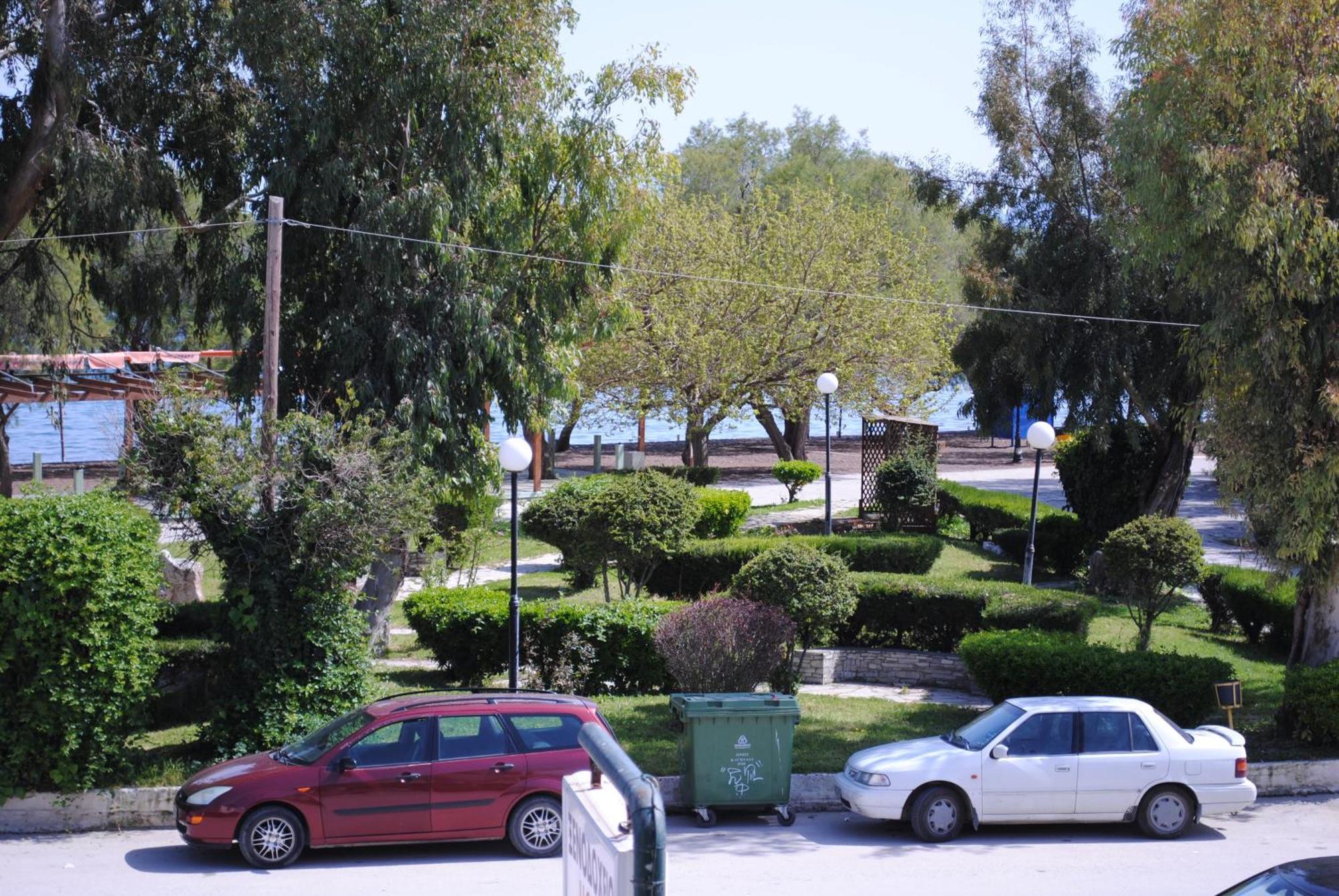 Guest house Pyrassos *