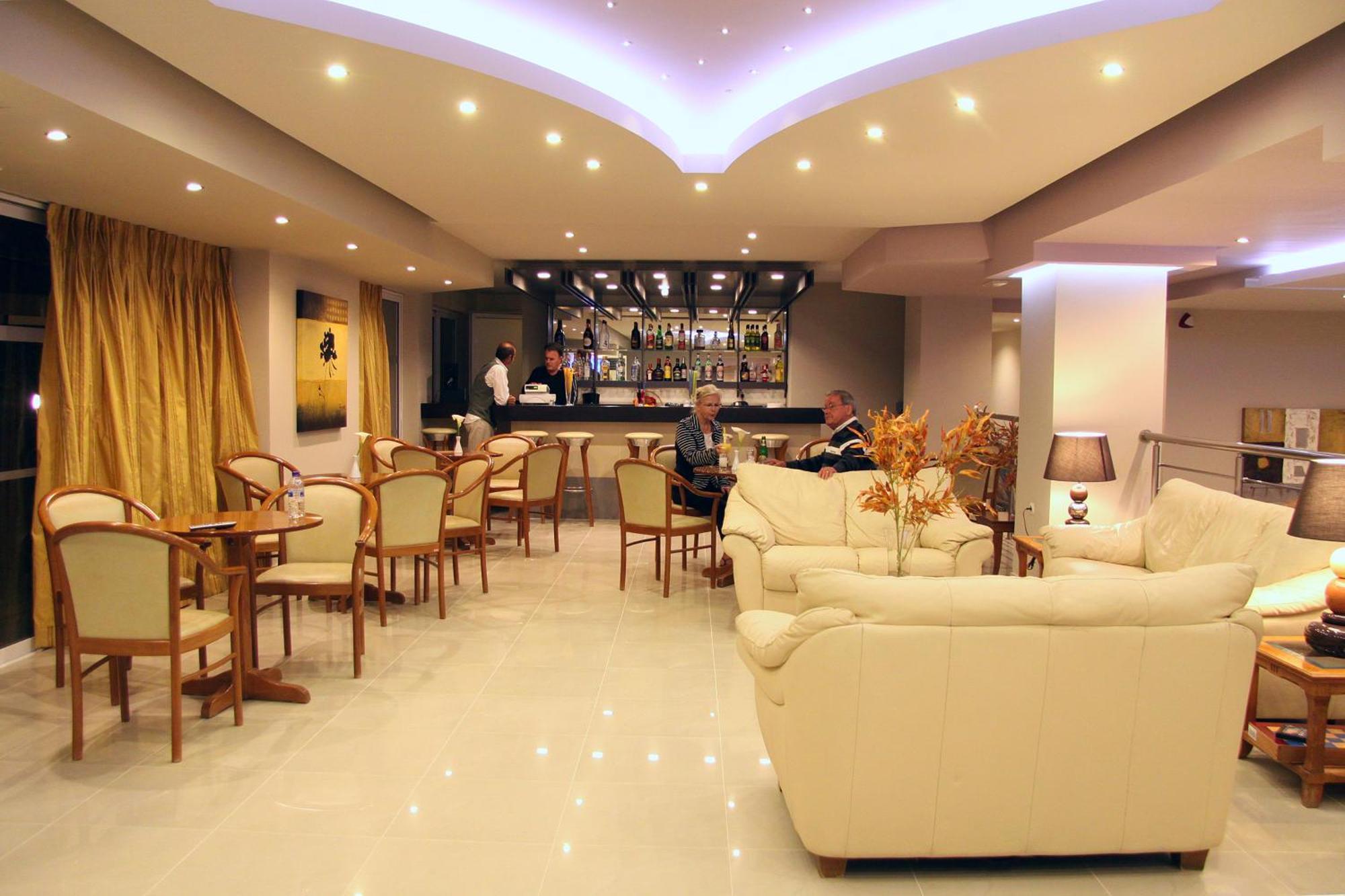 Aparthotel Agela & 3*