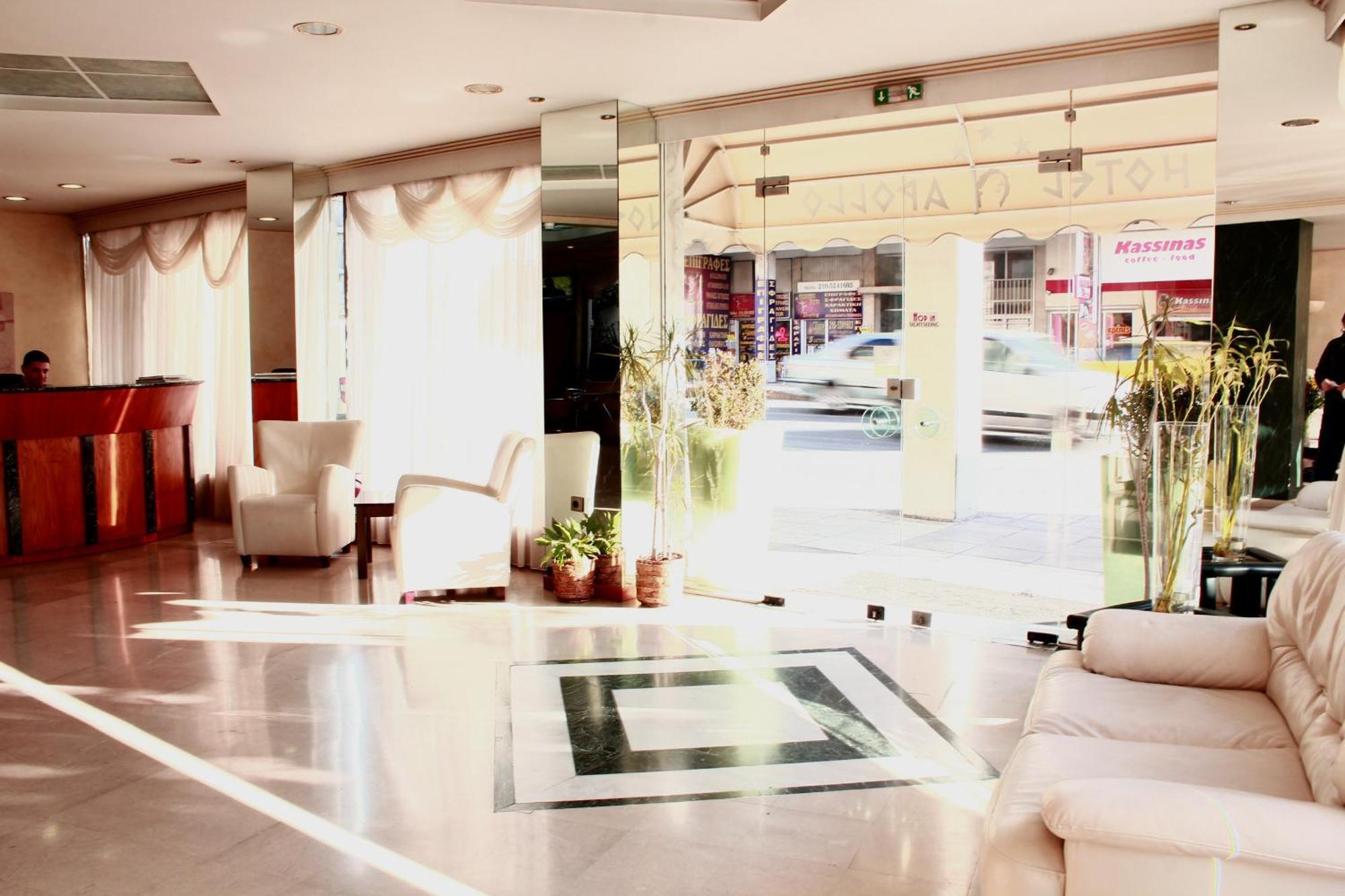 Hotel Apollo 3*