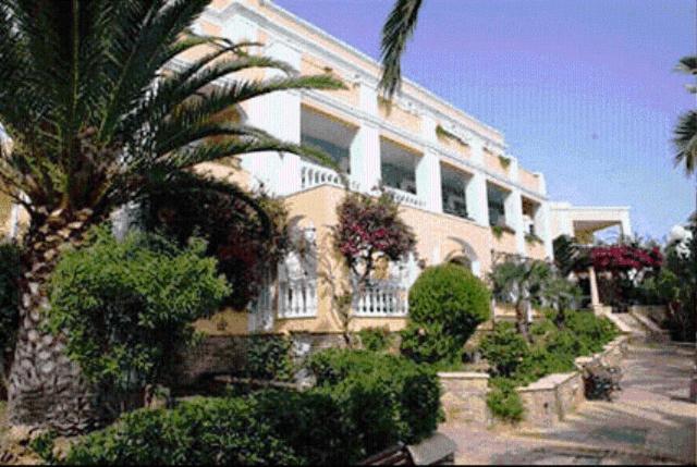 Crithoni's Paradise Alinda (Leros)