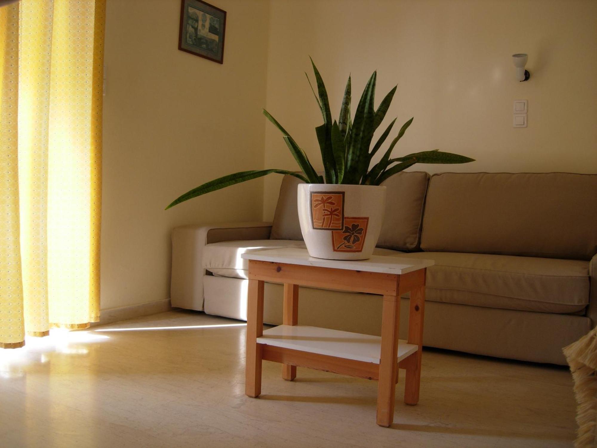 Aparthotel Philippos &