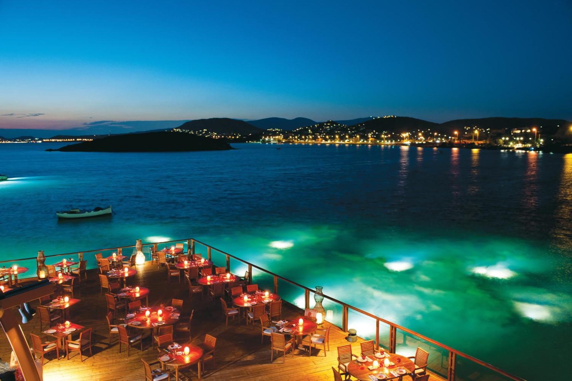 Resort Grand Lagonissi