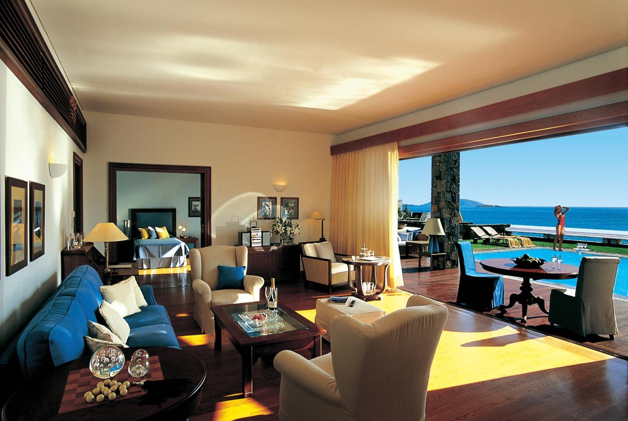 Resort Grand Lagonissi 5*