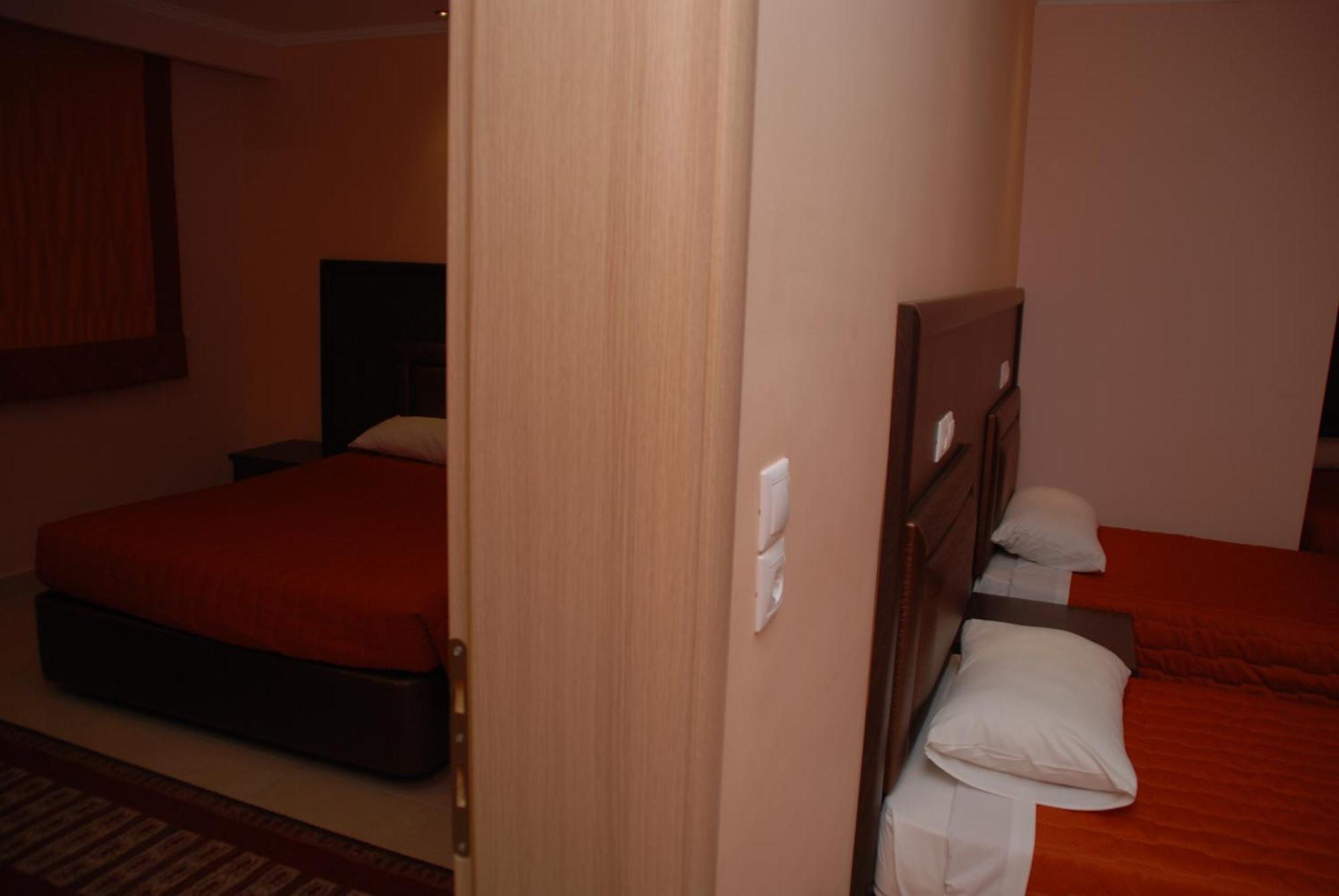 Hotel Grand Platon