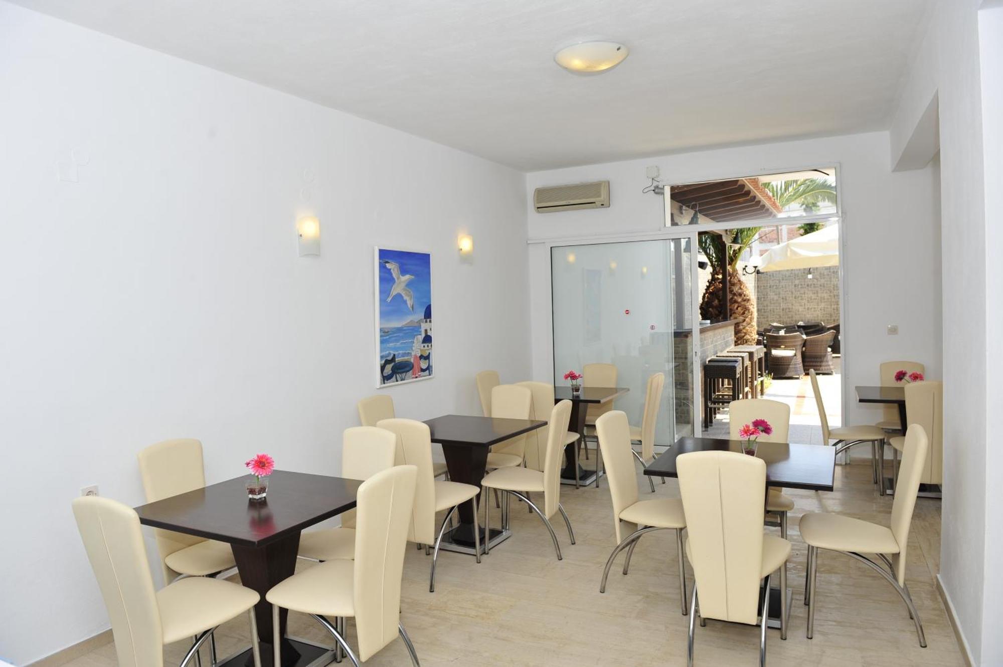 Hotel Ifigenia
