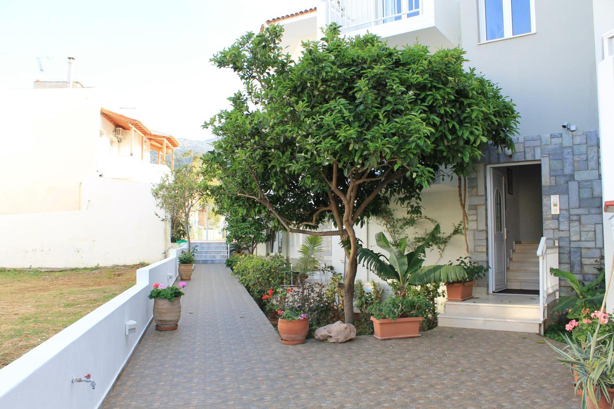 Aparthotel Melissa Apartments, & Malia (Crete)