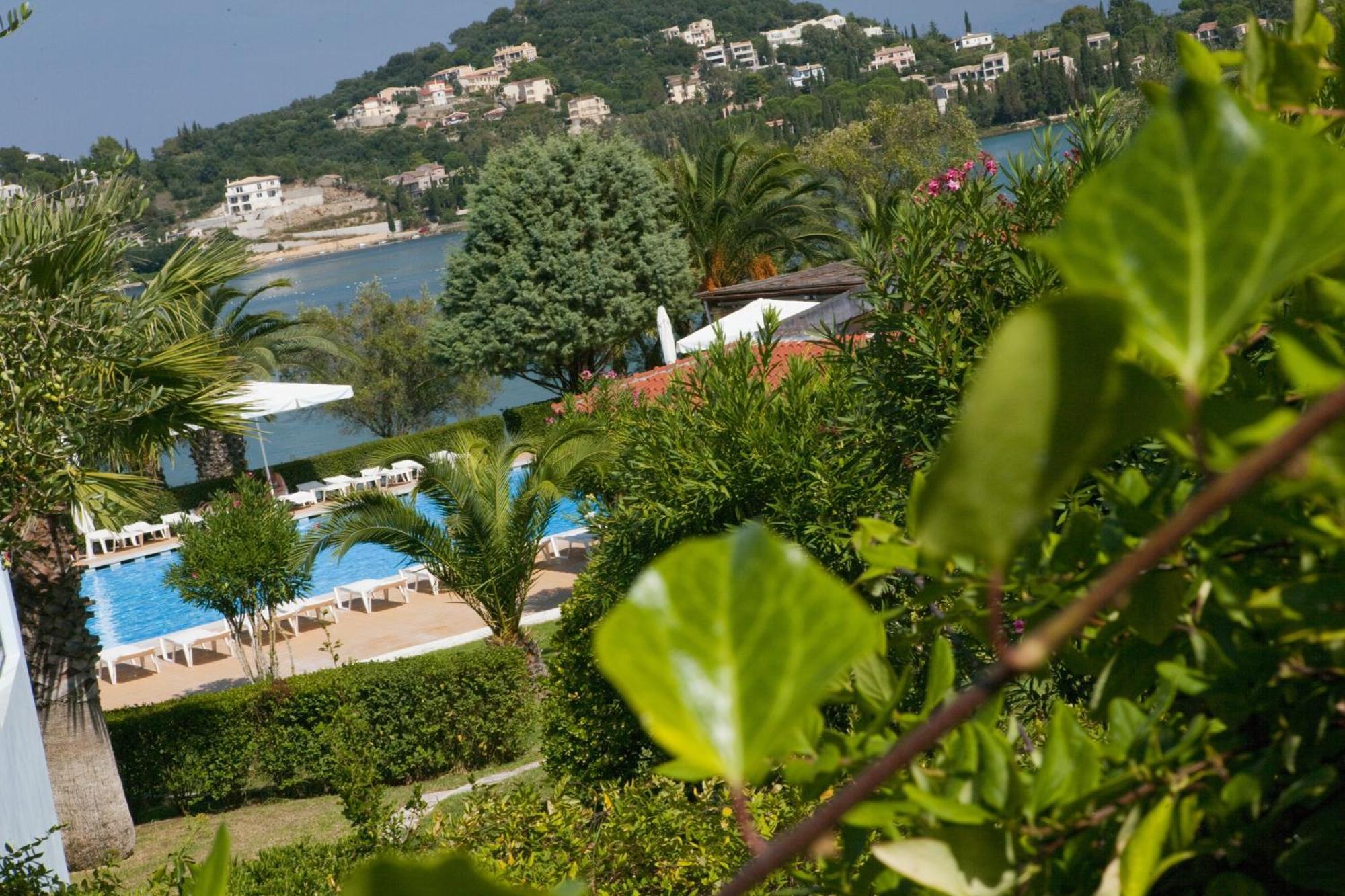 Govino Bay