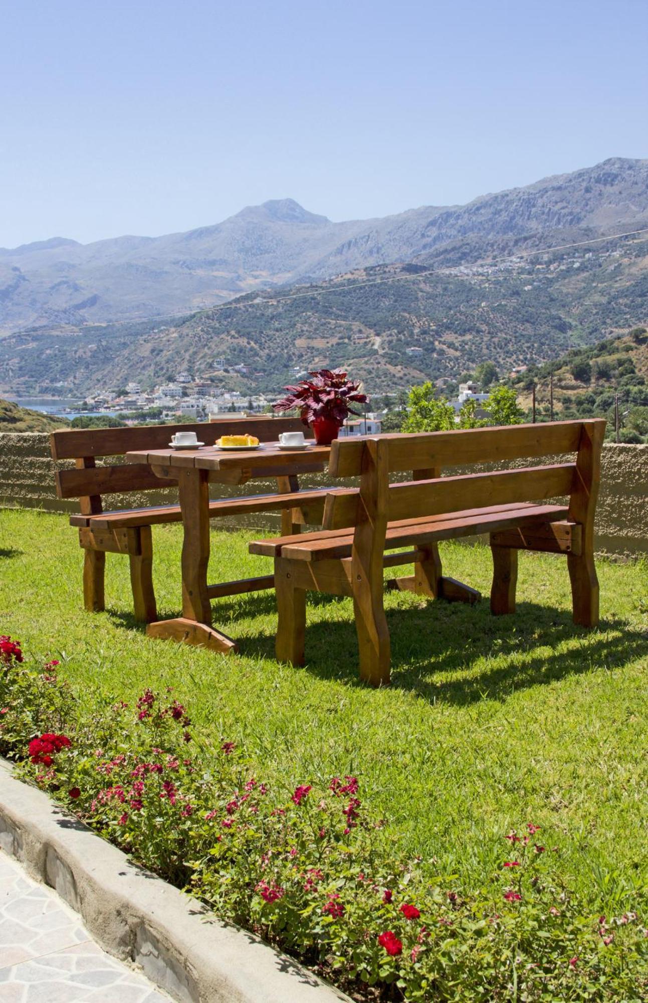 Aparthotel Anthos