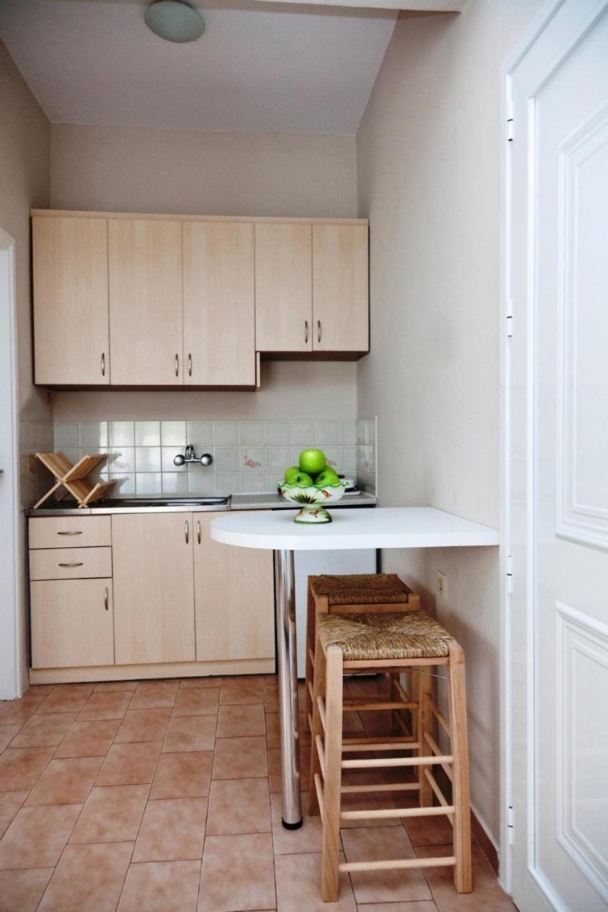 Apartment Raisakis Agia Marina (Crete)