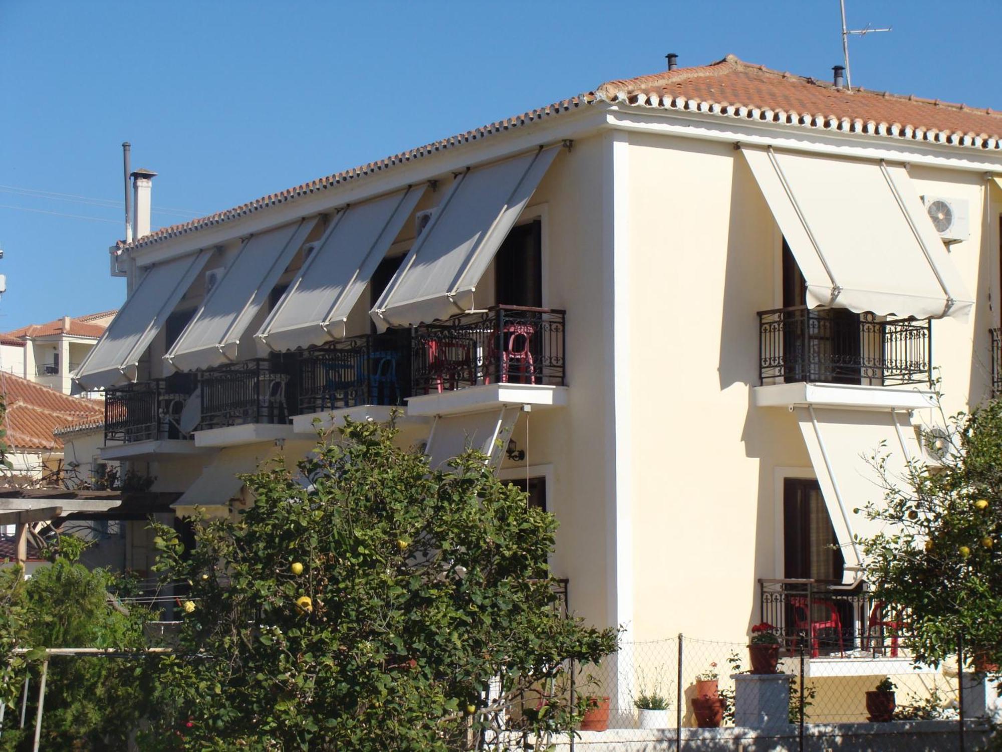 Hotel Aris *