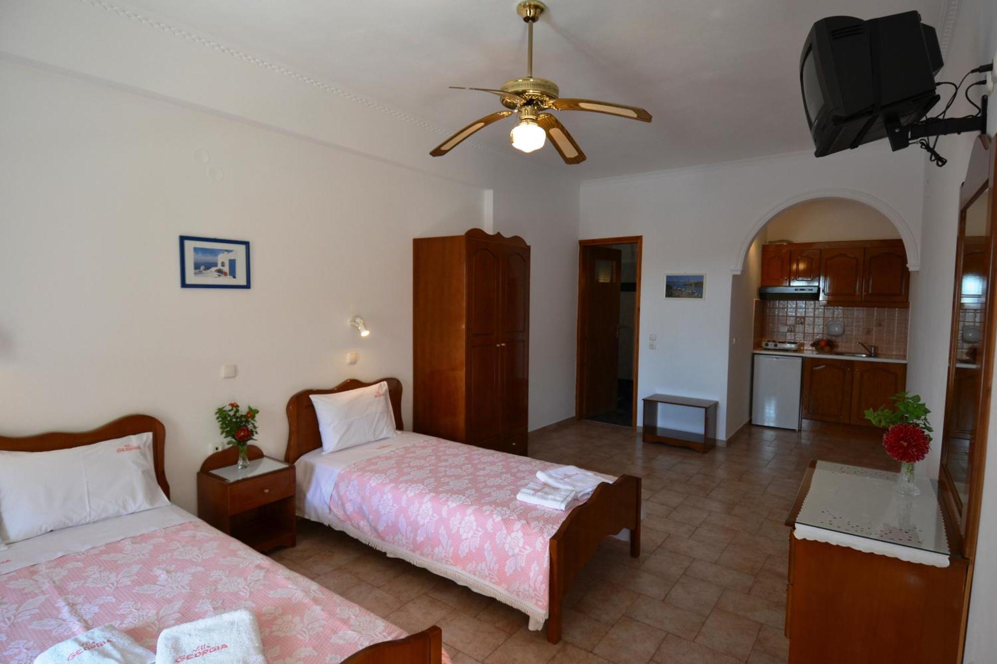 Georgia Perissa (Santorini)