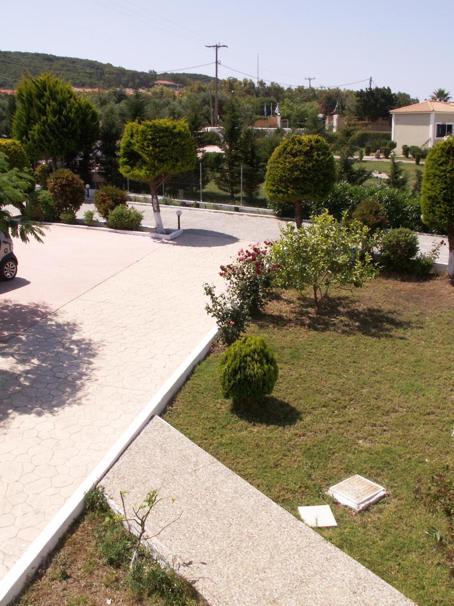 Aparthotel Kastro Beach Hotel