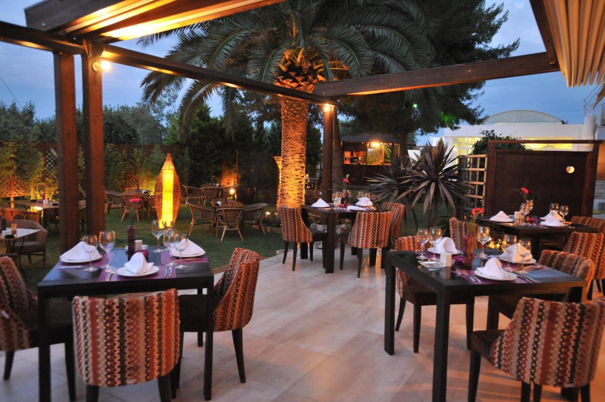 Hotel Kalloni 3*