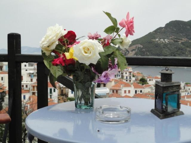Hotel Aperanto Galazio Skopelos Town