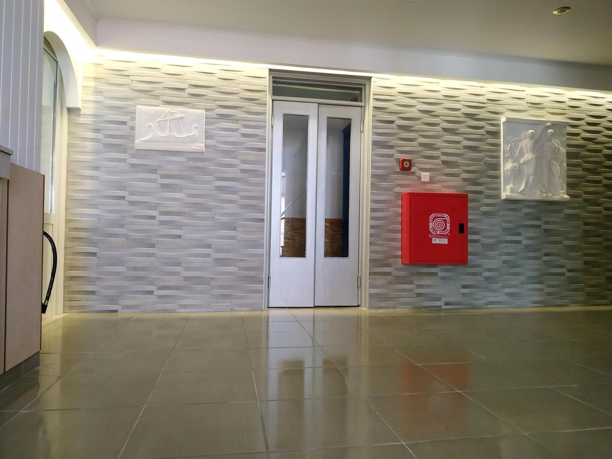 Aparthotel Antonios 3*