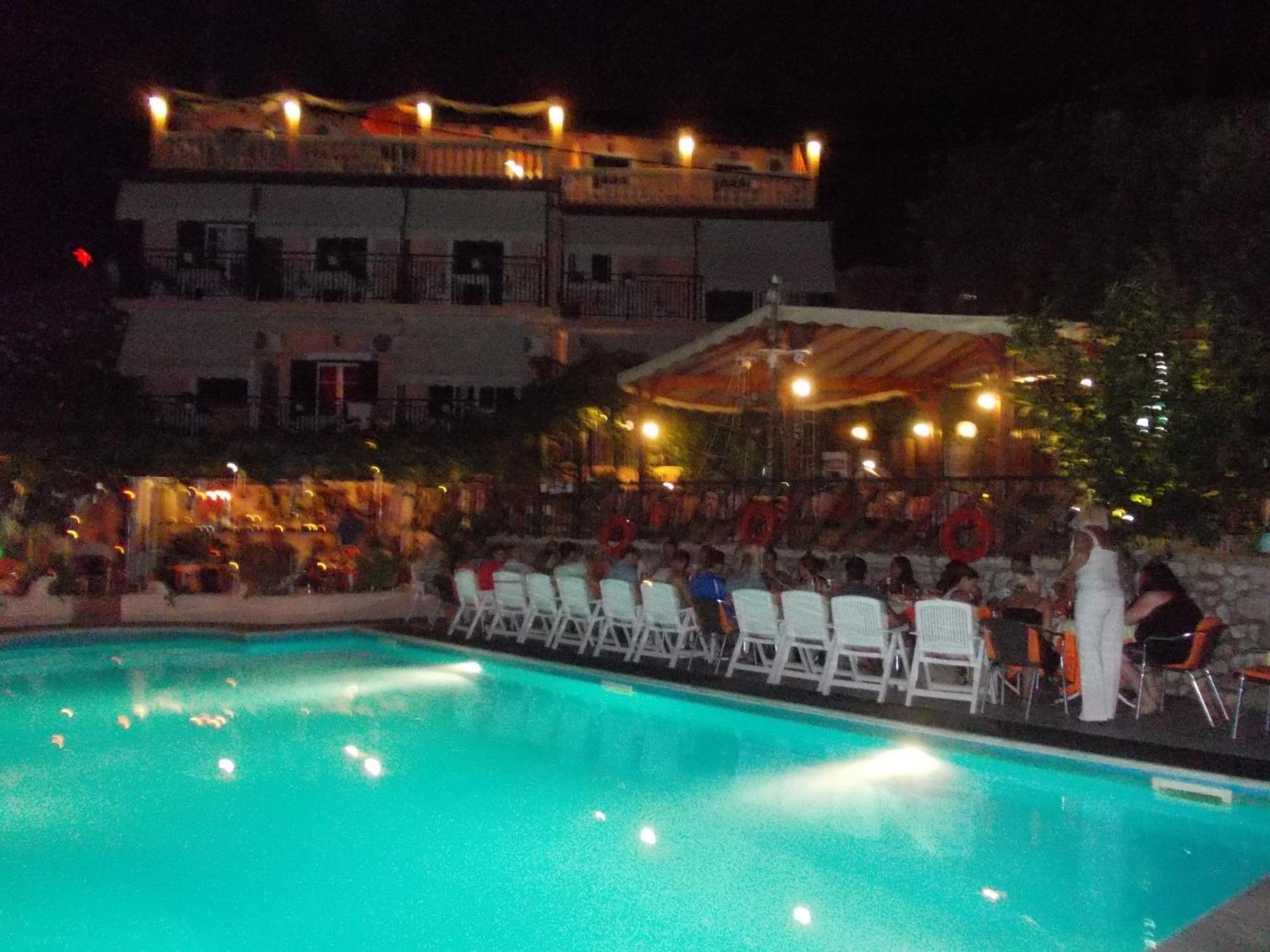 Aparthotel Argo Pool & Bar Benitses (Corfu)