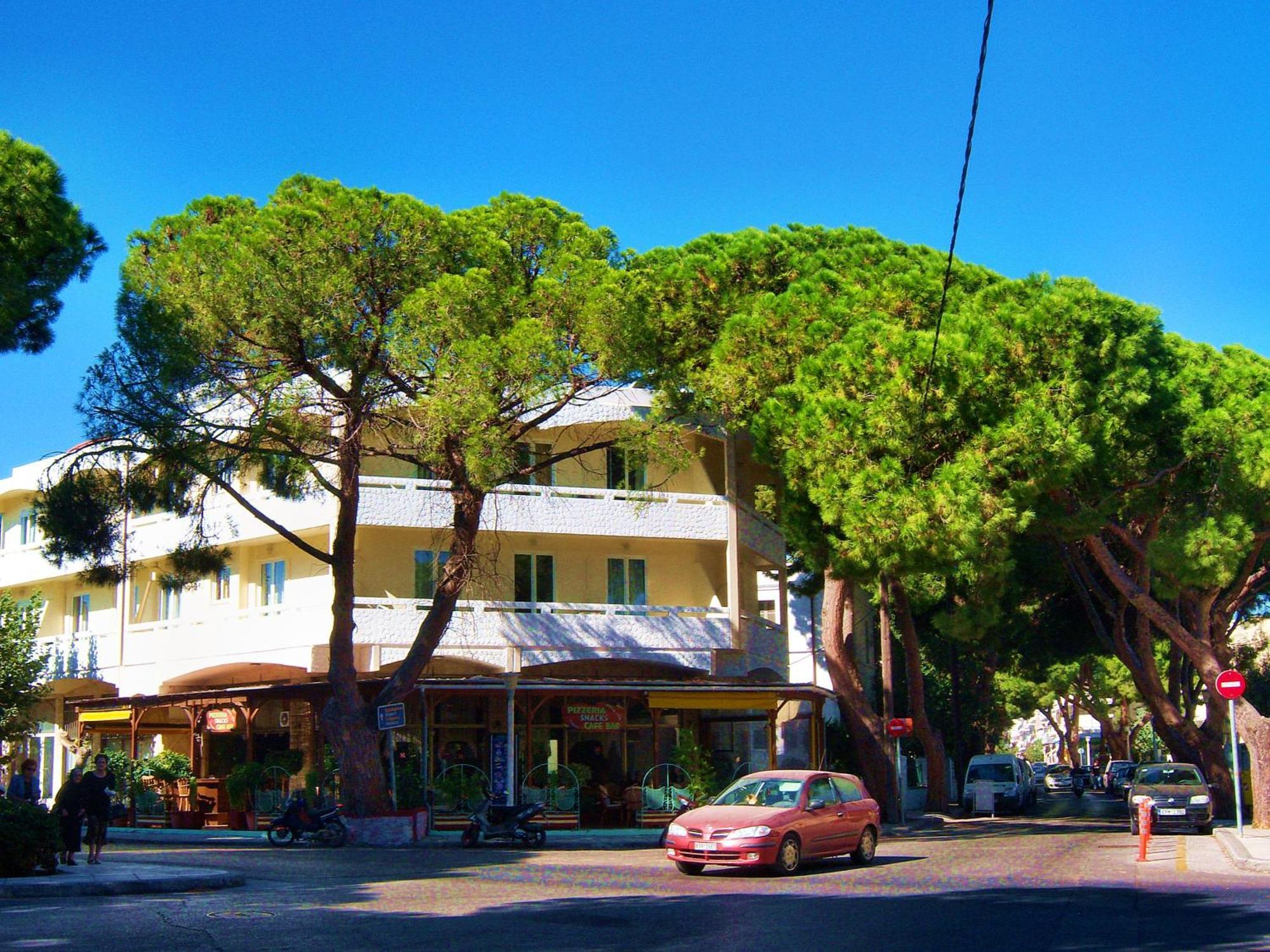 Aparthotel Fantasia 2*