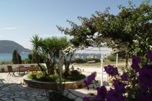 Apartment Pleoussa Studio And Skopelos Town