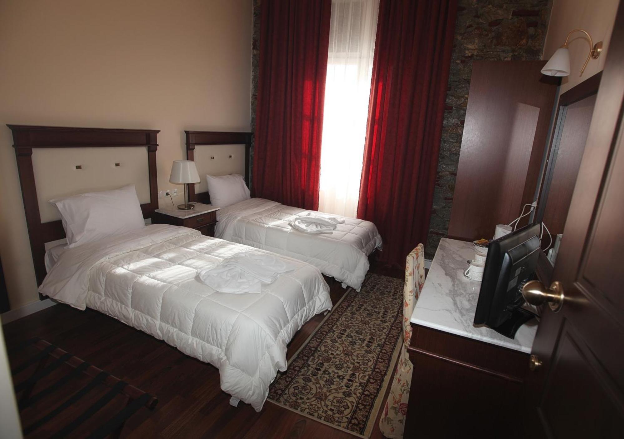 Aktaion Syros