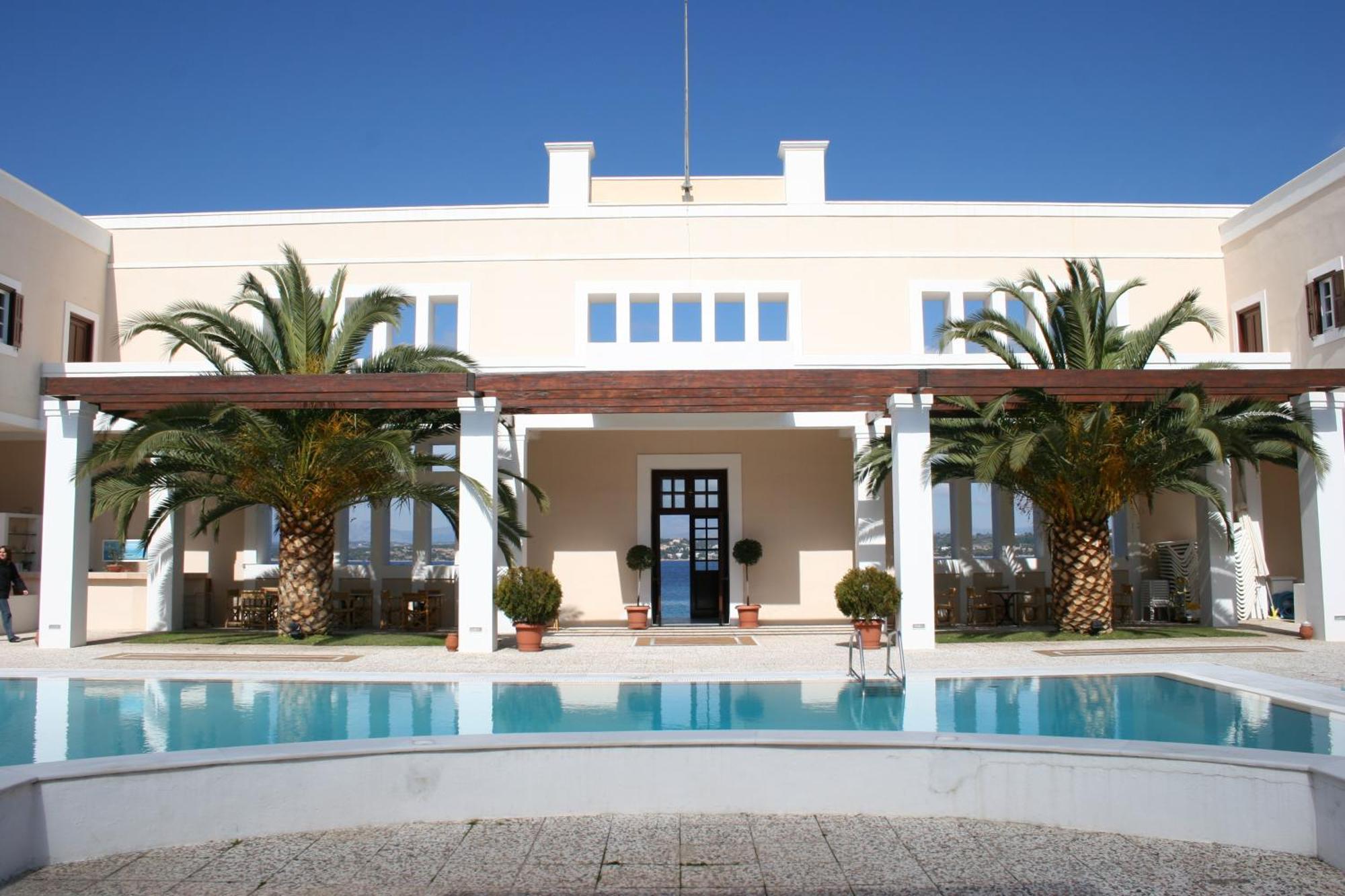 Aparthotel Nissia Traditional Residences 4*