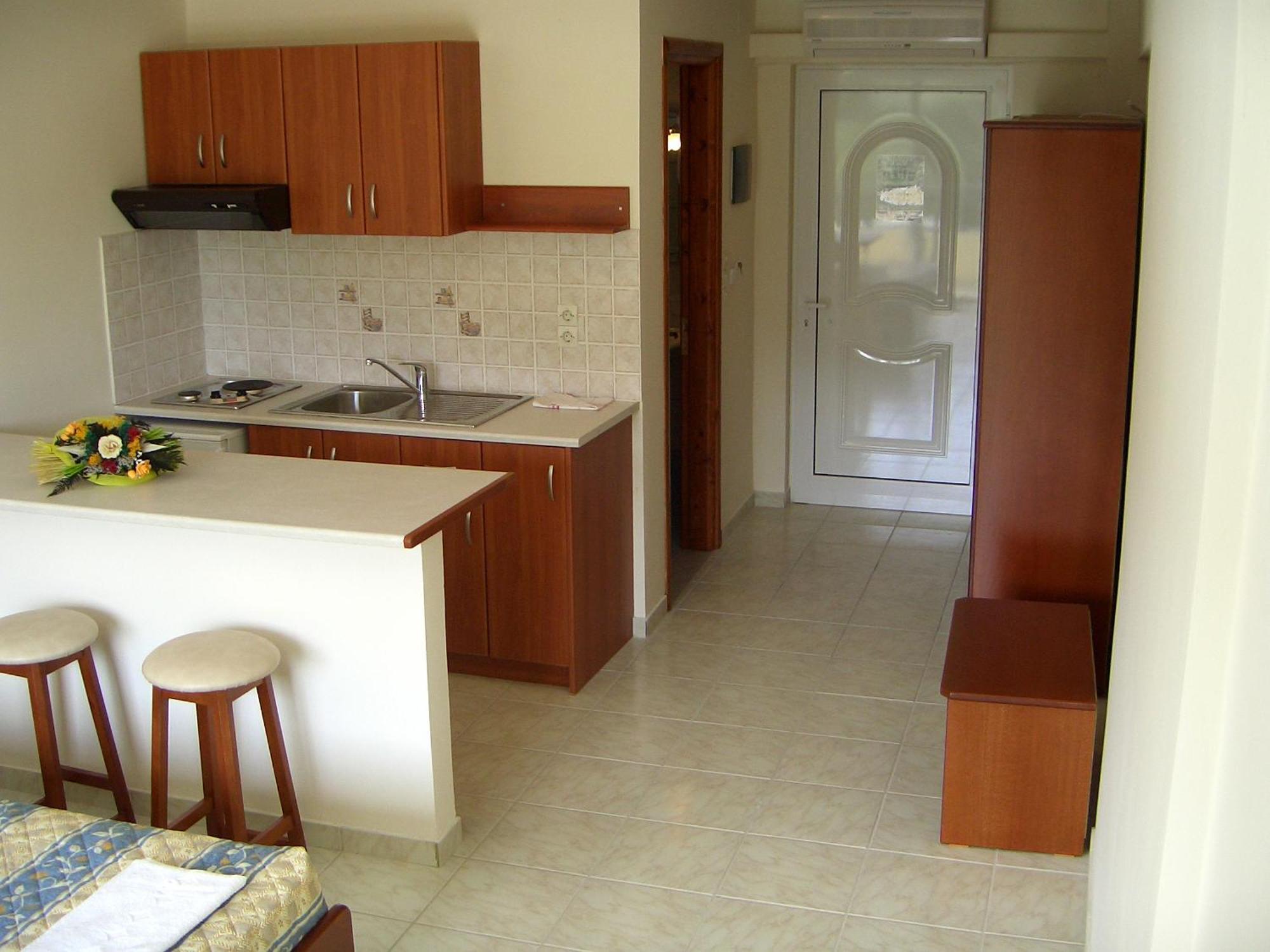 Aparthotel Damia Apts 2*