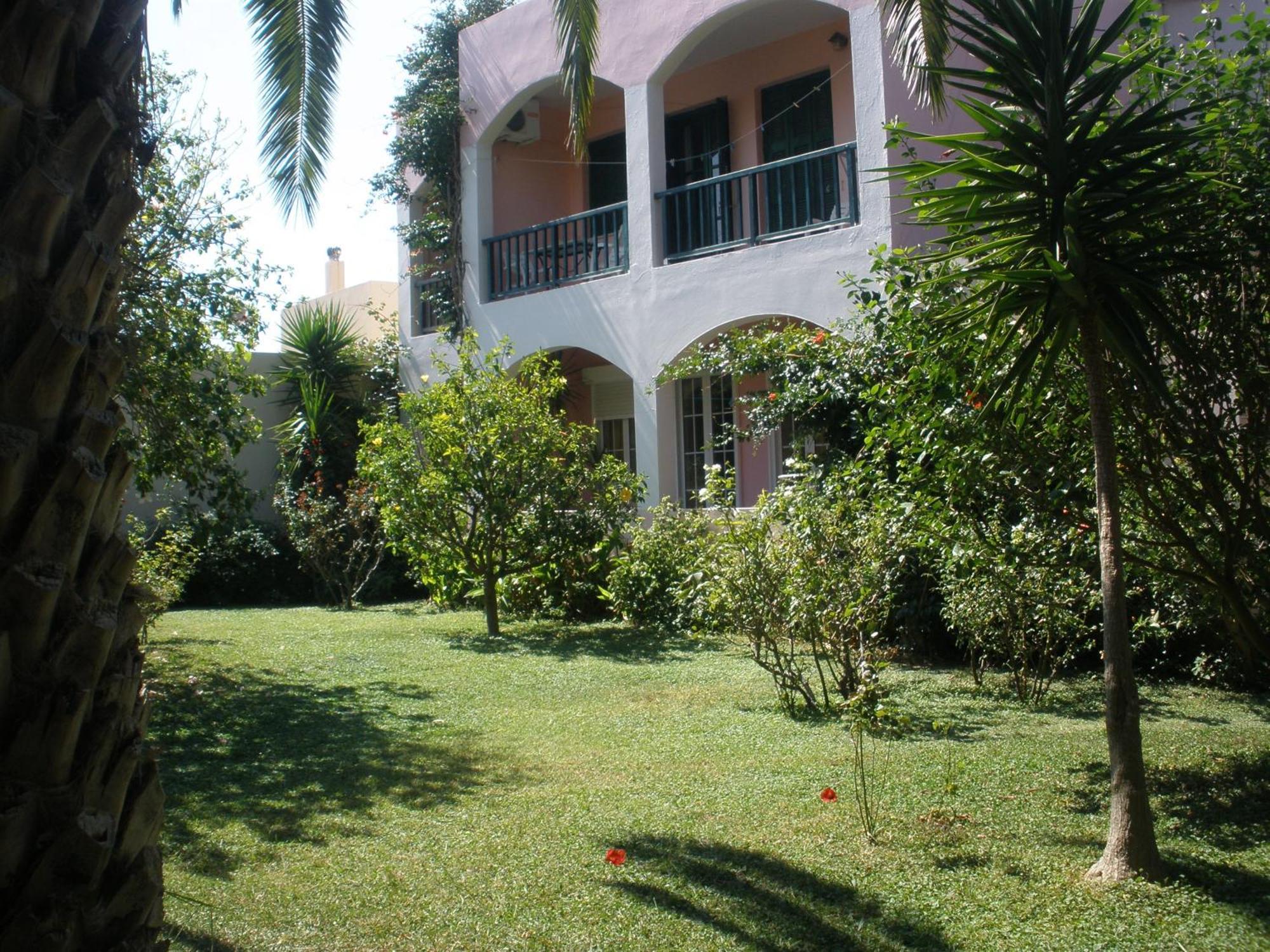 Apartment Livadi