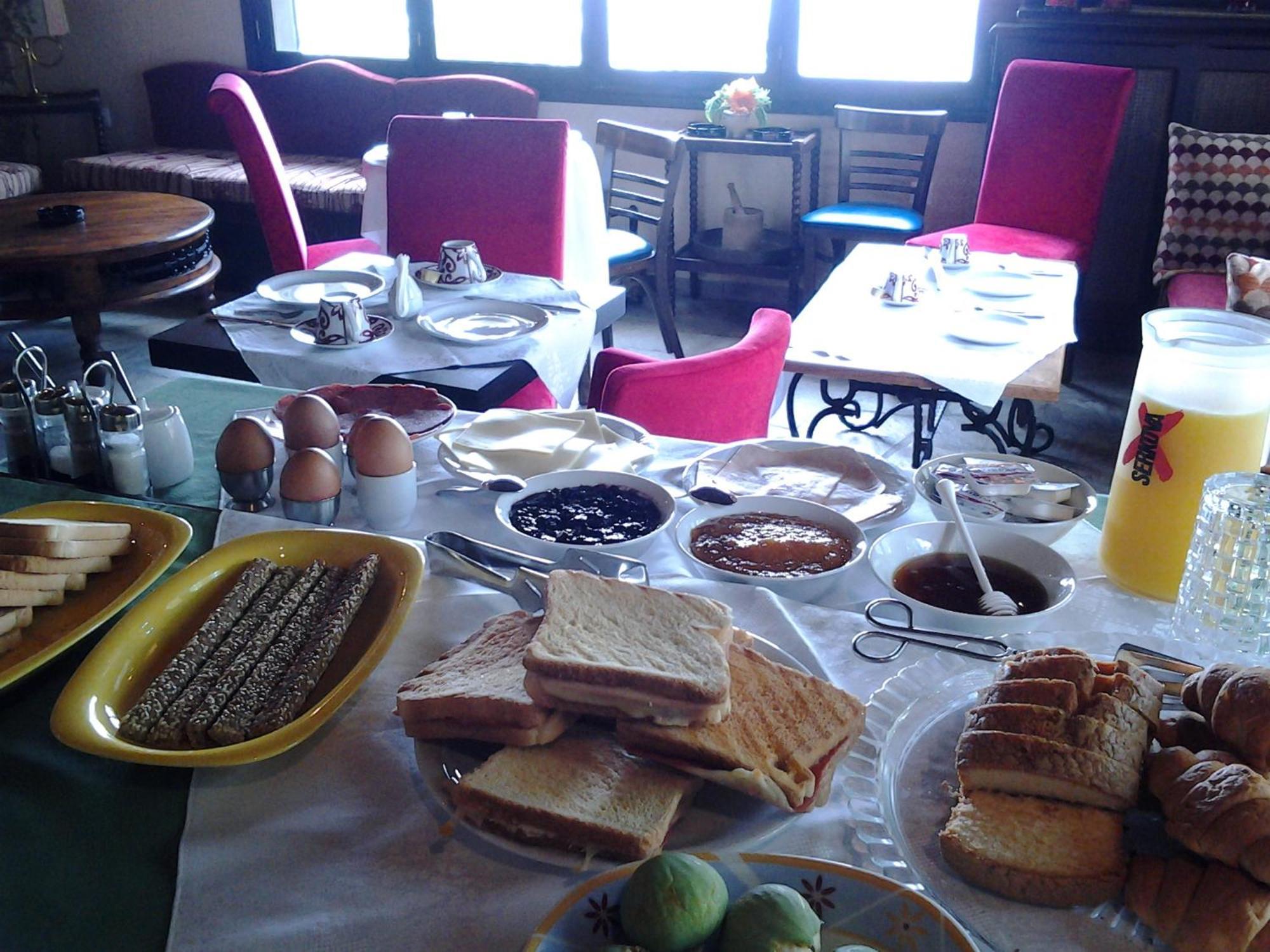 Guest house Archontiko Pantou
