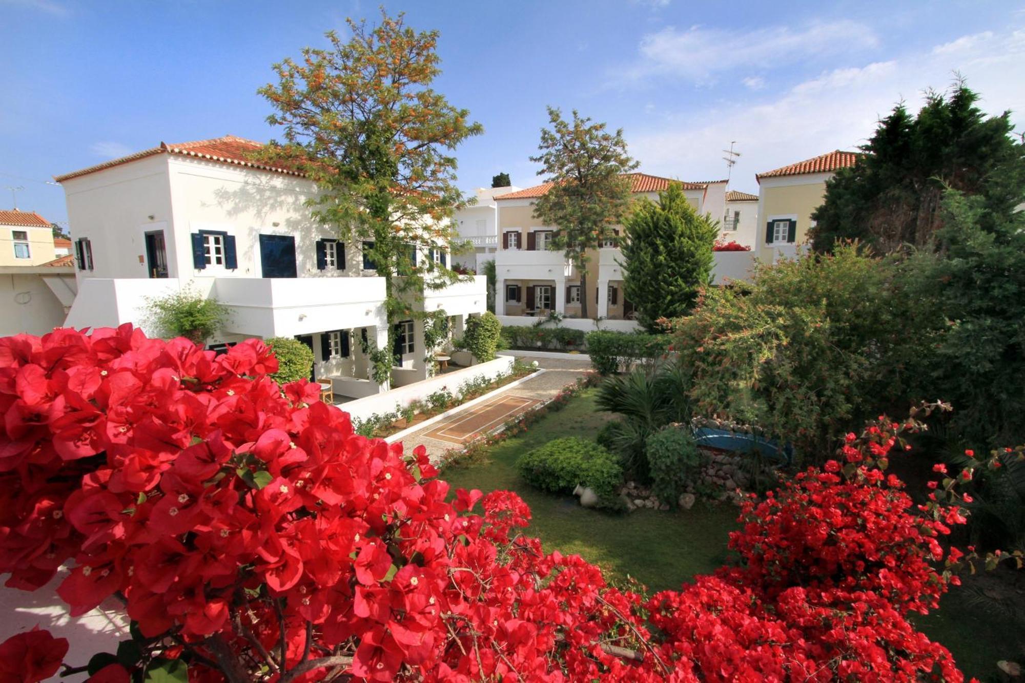Aparthotel Nissia Traditional Residences 4*