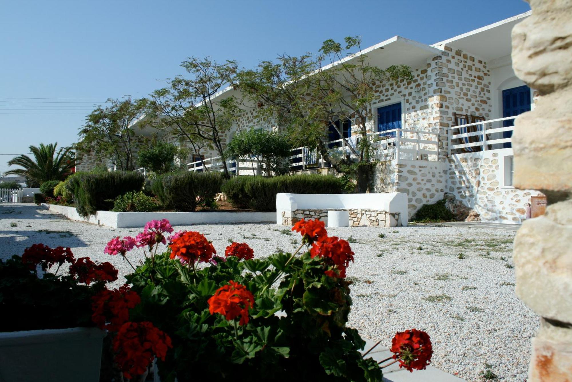 Aparthotel Marina Naousa (Paros)