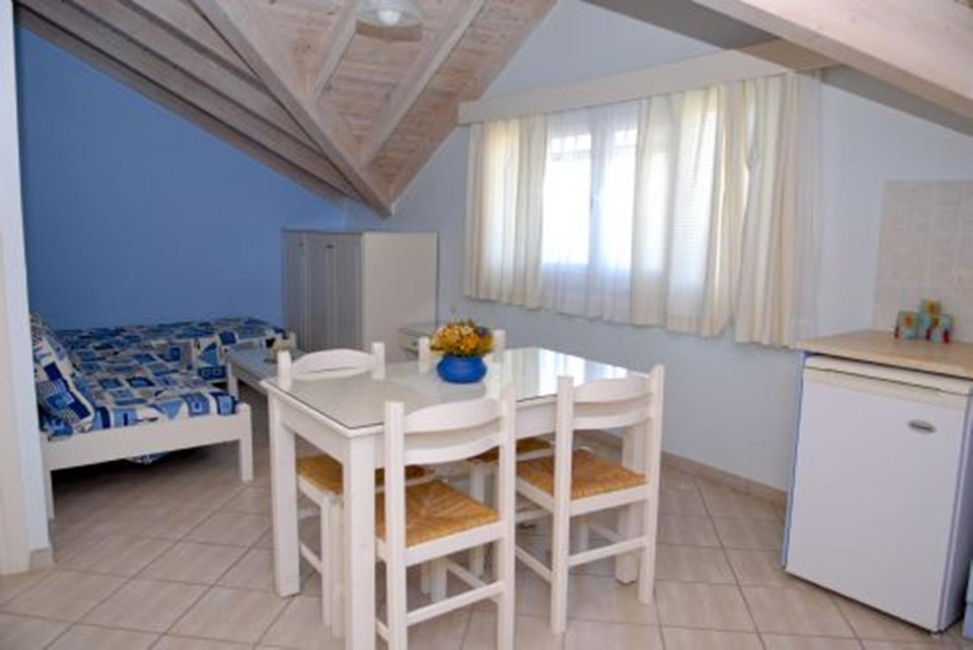 Apartment Angelina Roda (Corfu)