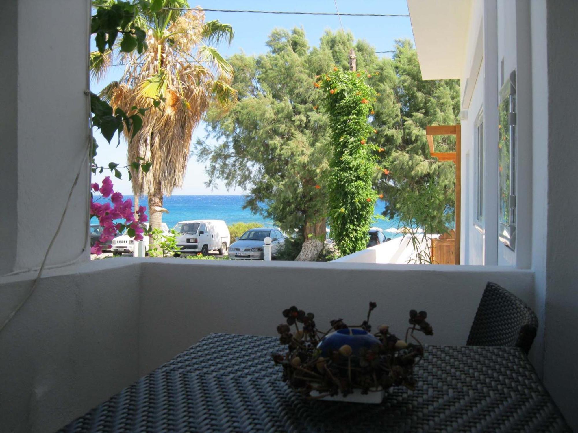 Apartment Seaside Studios Kirania *