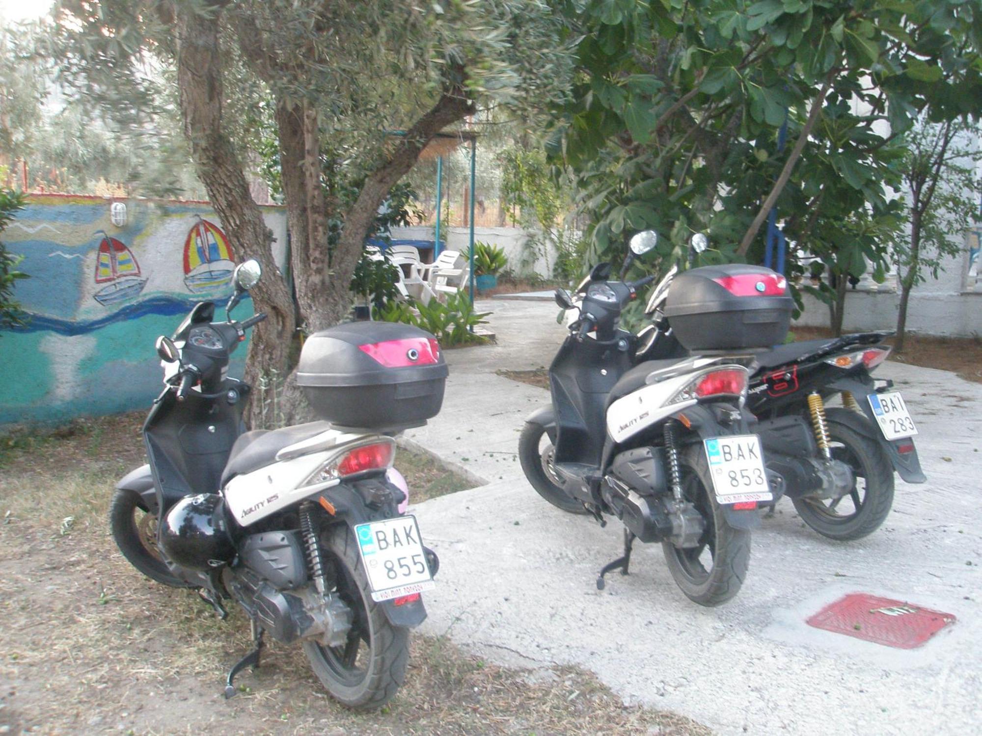 Manos Studios & Apartments Skopelos Town