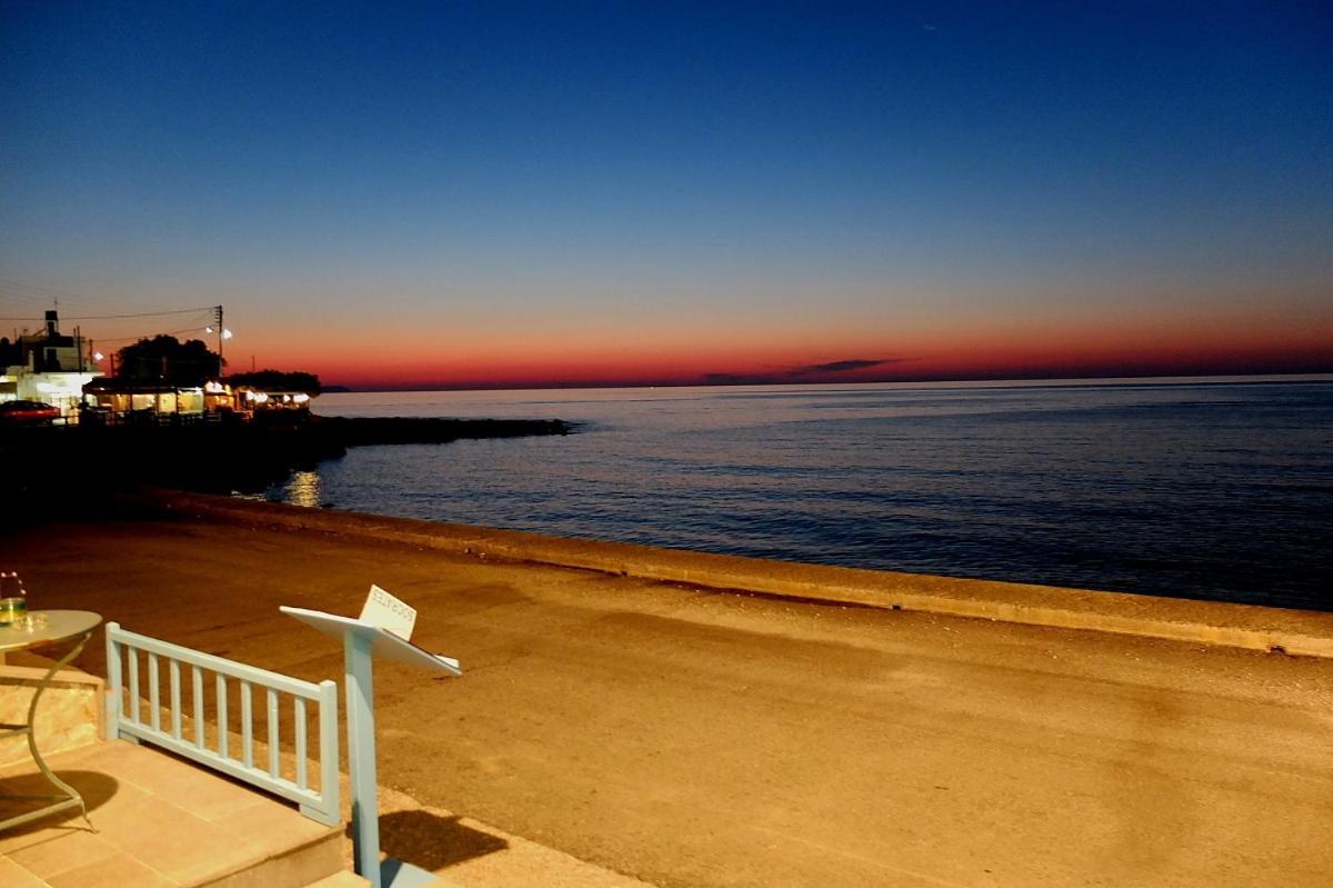 Socrates Apartmens & Restaurant