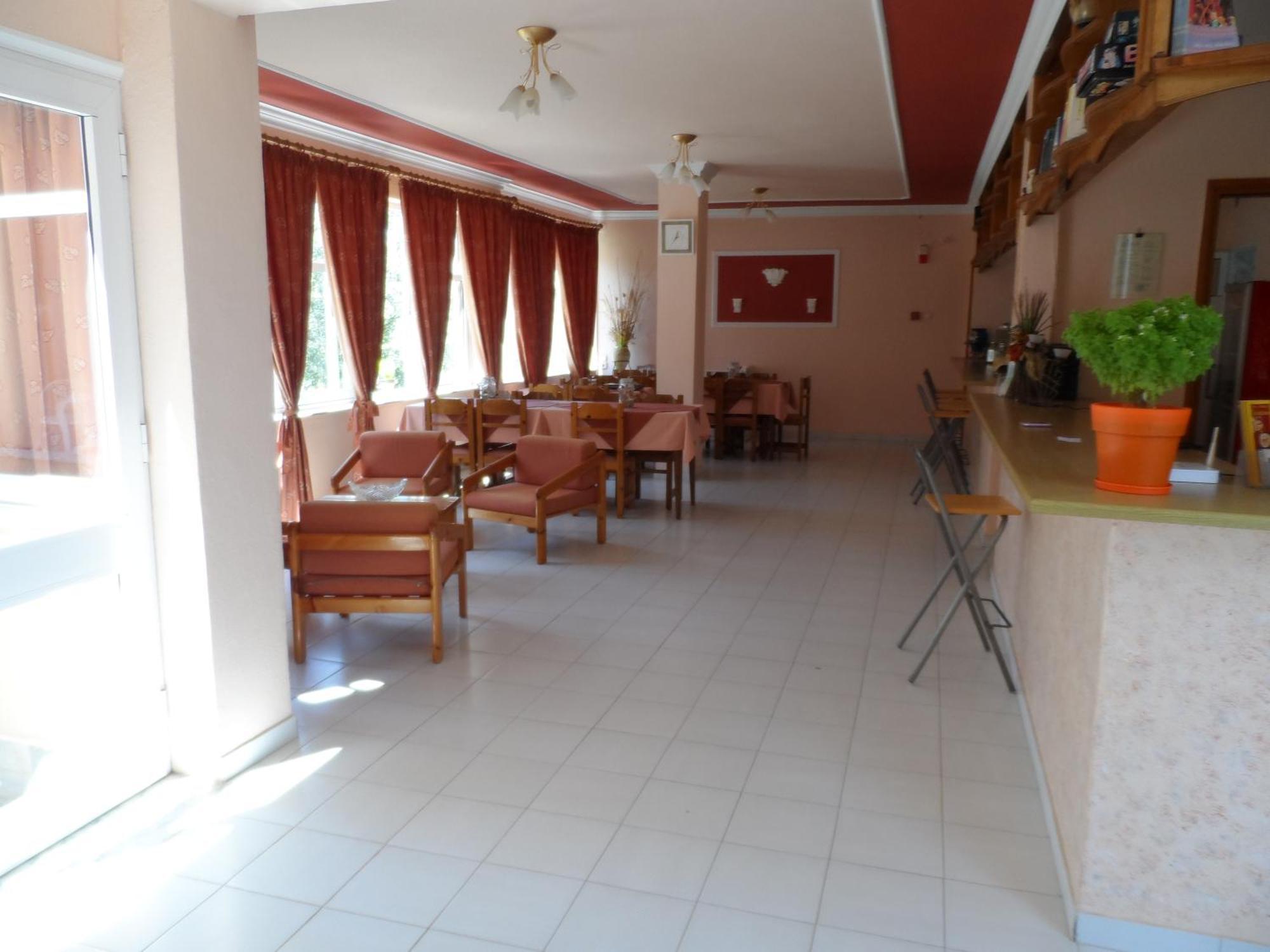 Aparthotel Amarilia 3*