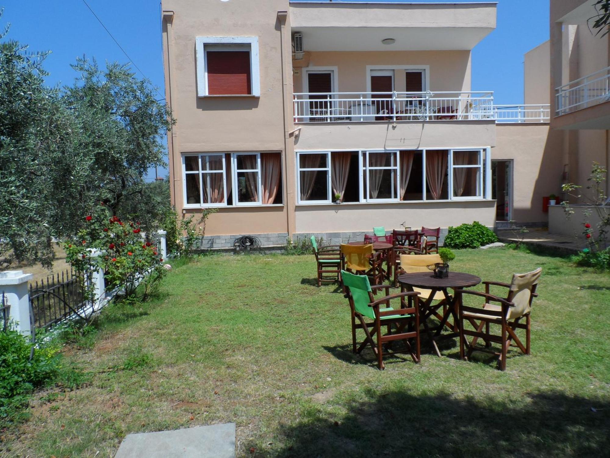 Aparthotel Amarilia 3*