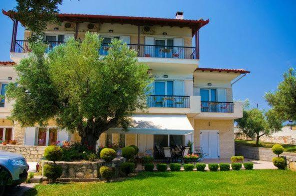 Aparthotel Aphrodite 2*