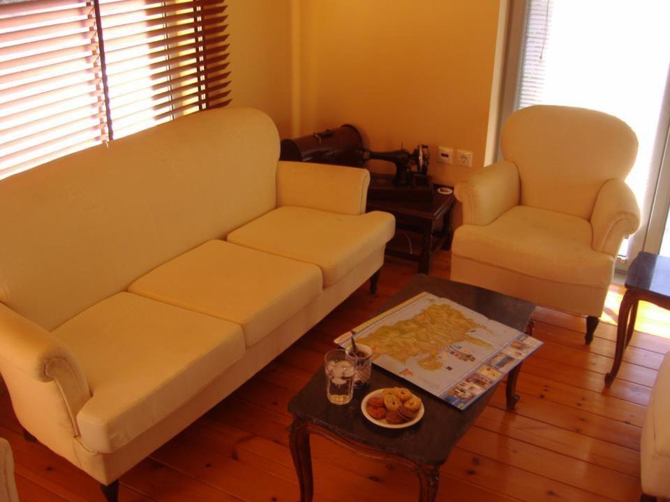 Apartment Sorta *