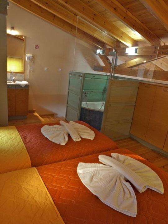 Apartment Sorta *
