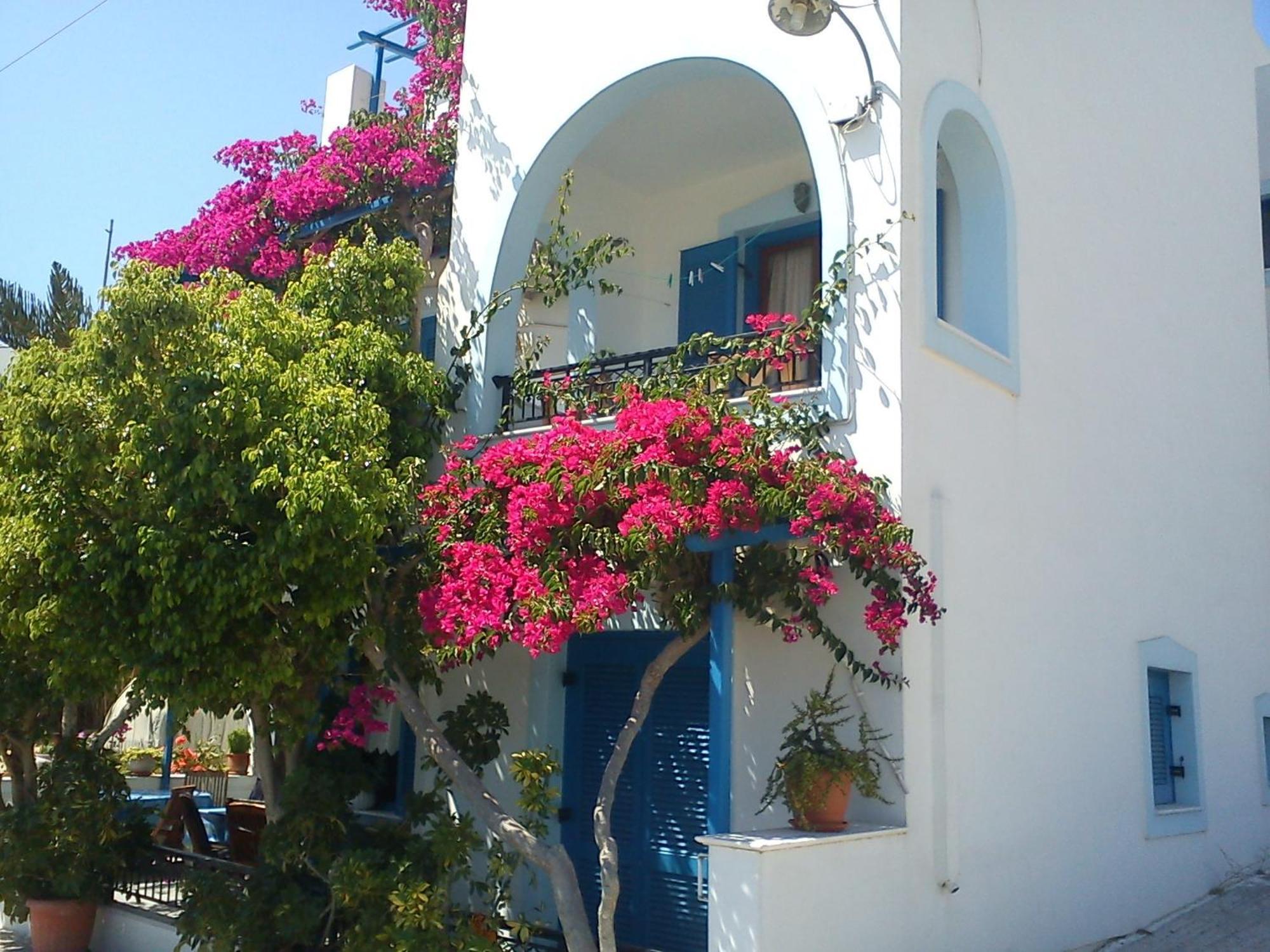 Valetta Inn Naxos City