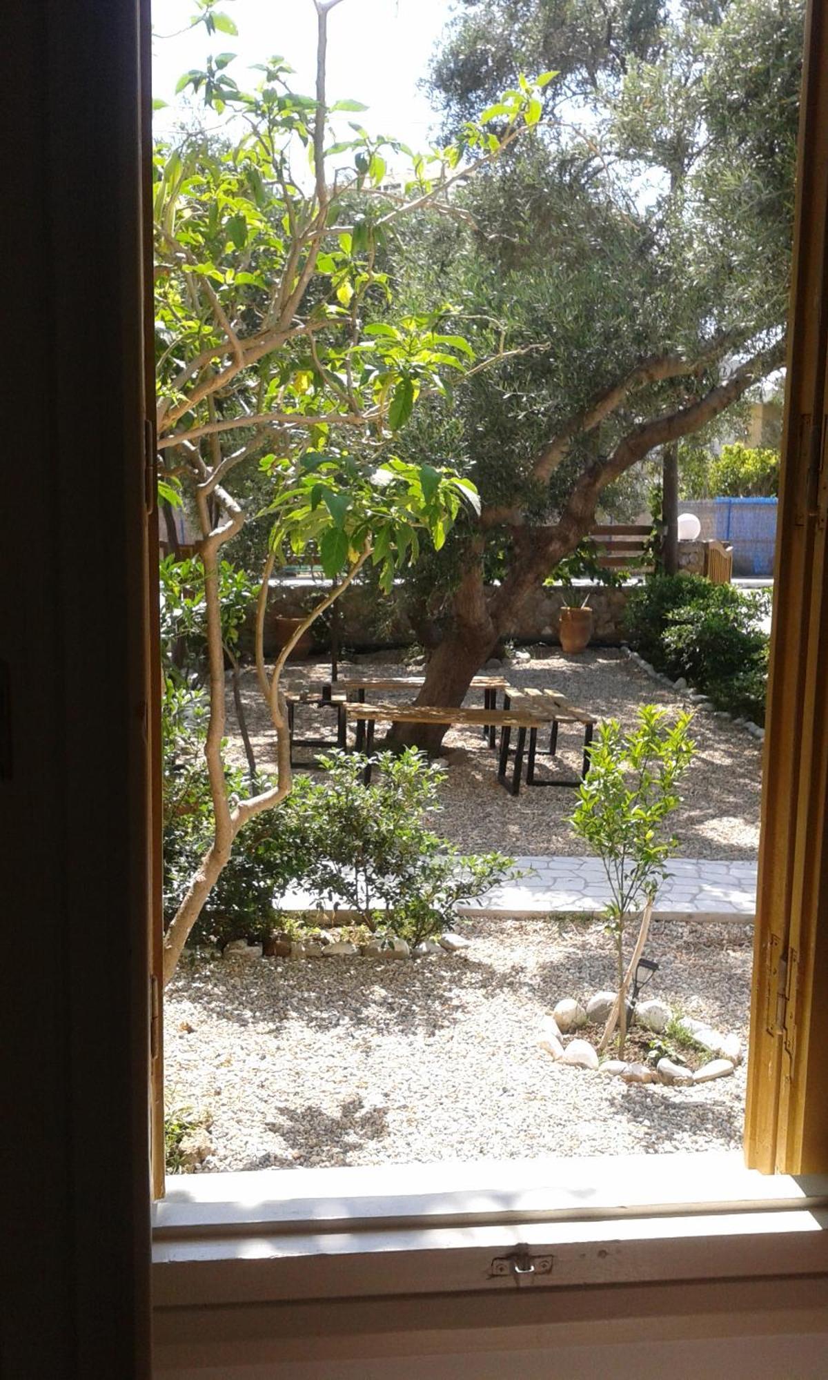 Guest house Kampos *