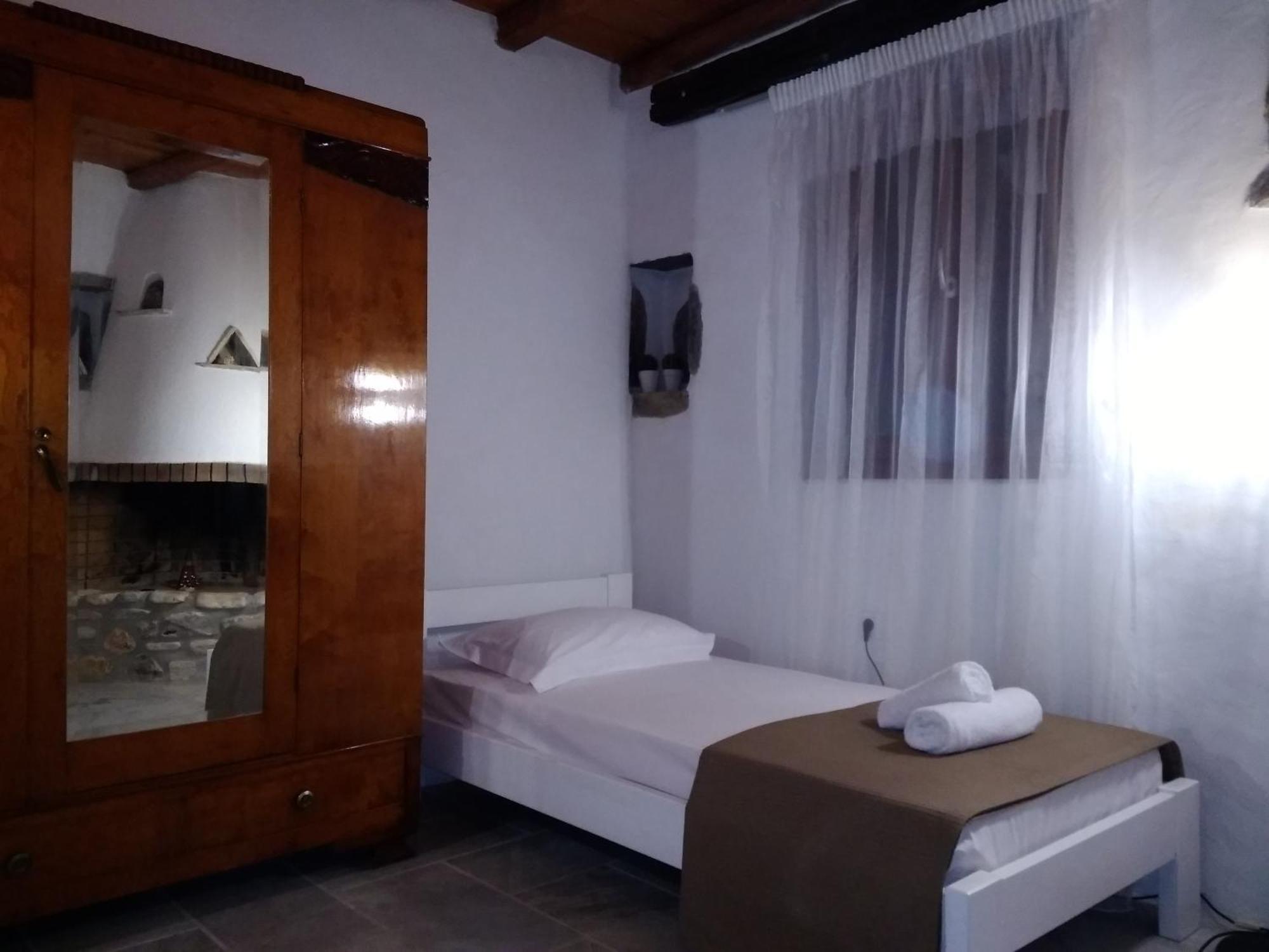 Apartment Nikorama House Piso Livadi