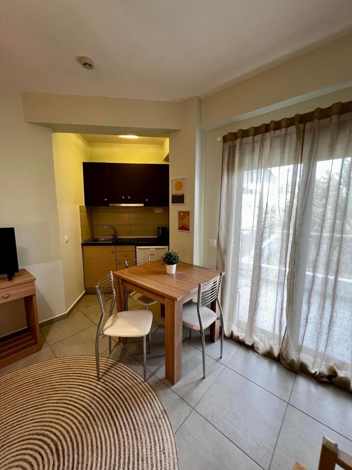 Apartment Holidays *