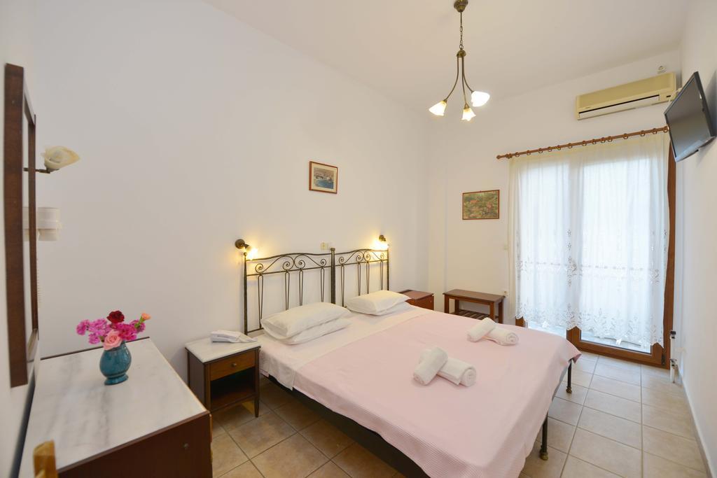 Artemon Hotel