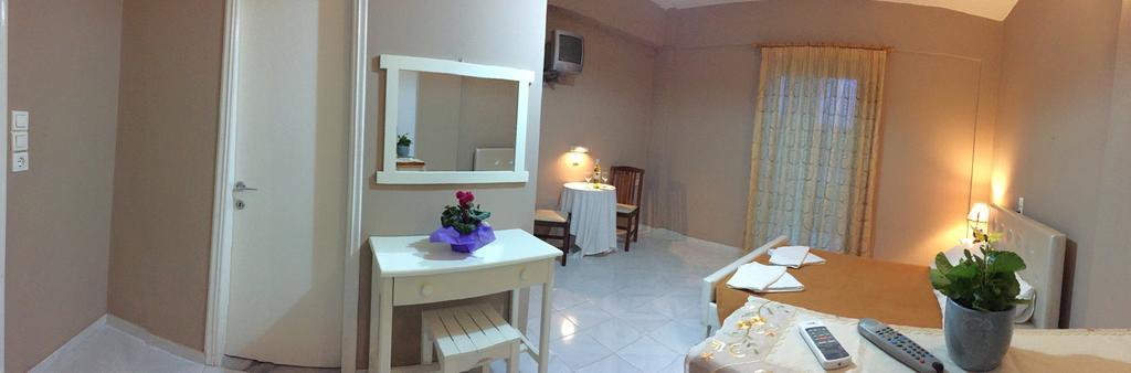 Family Studios * Marathias (Corfu)