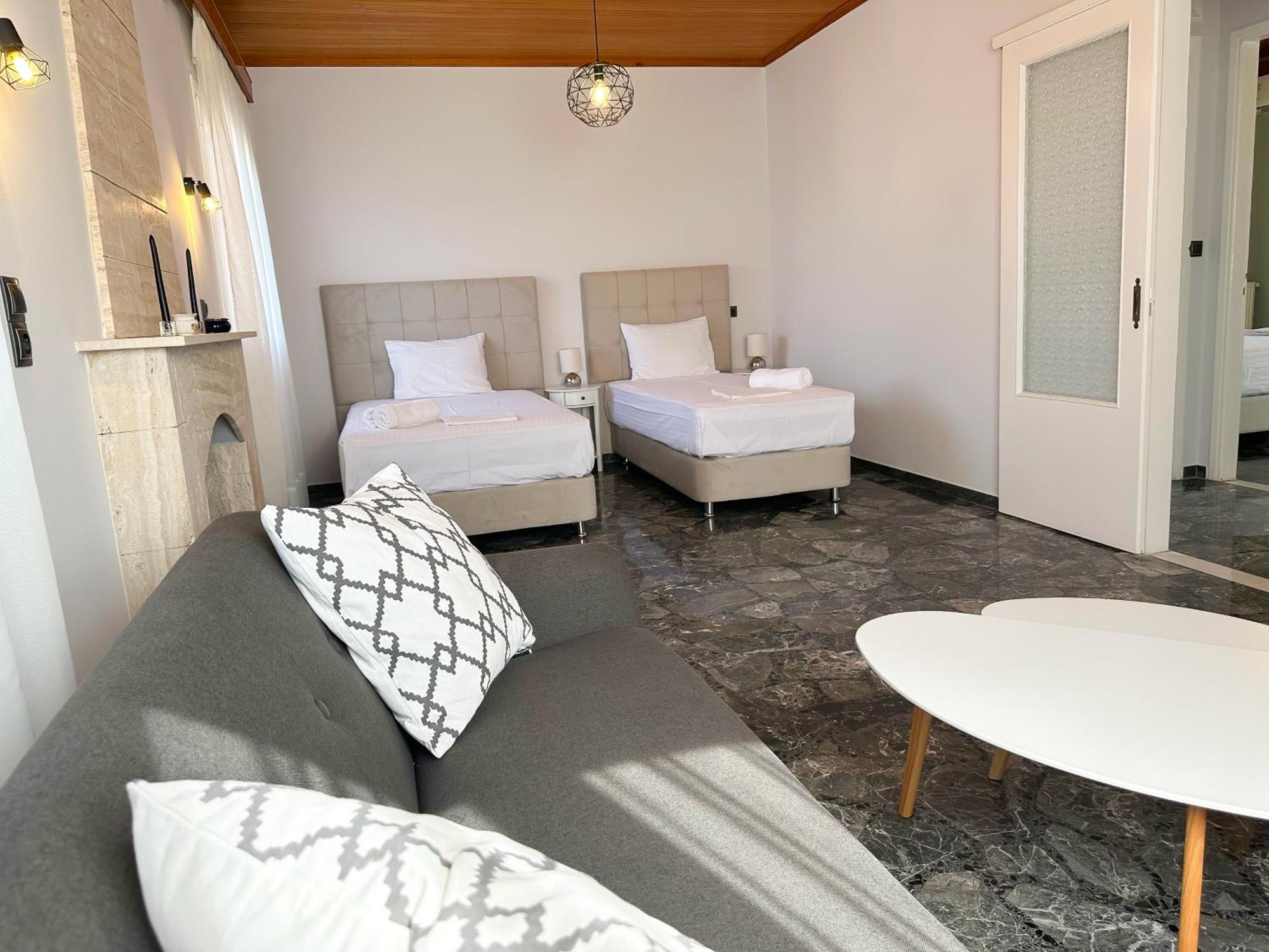 Holiday home Magdalini House Paralio Astros