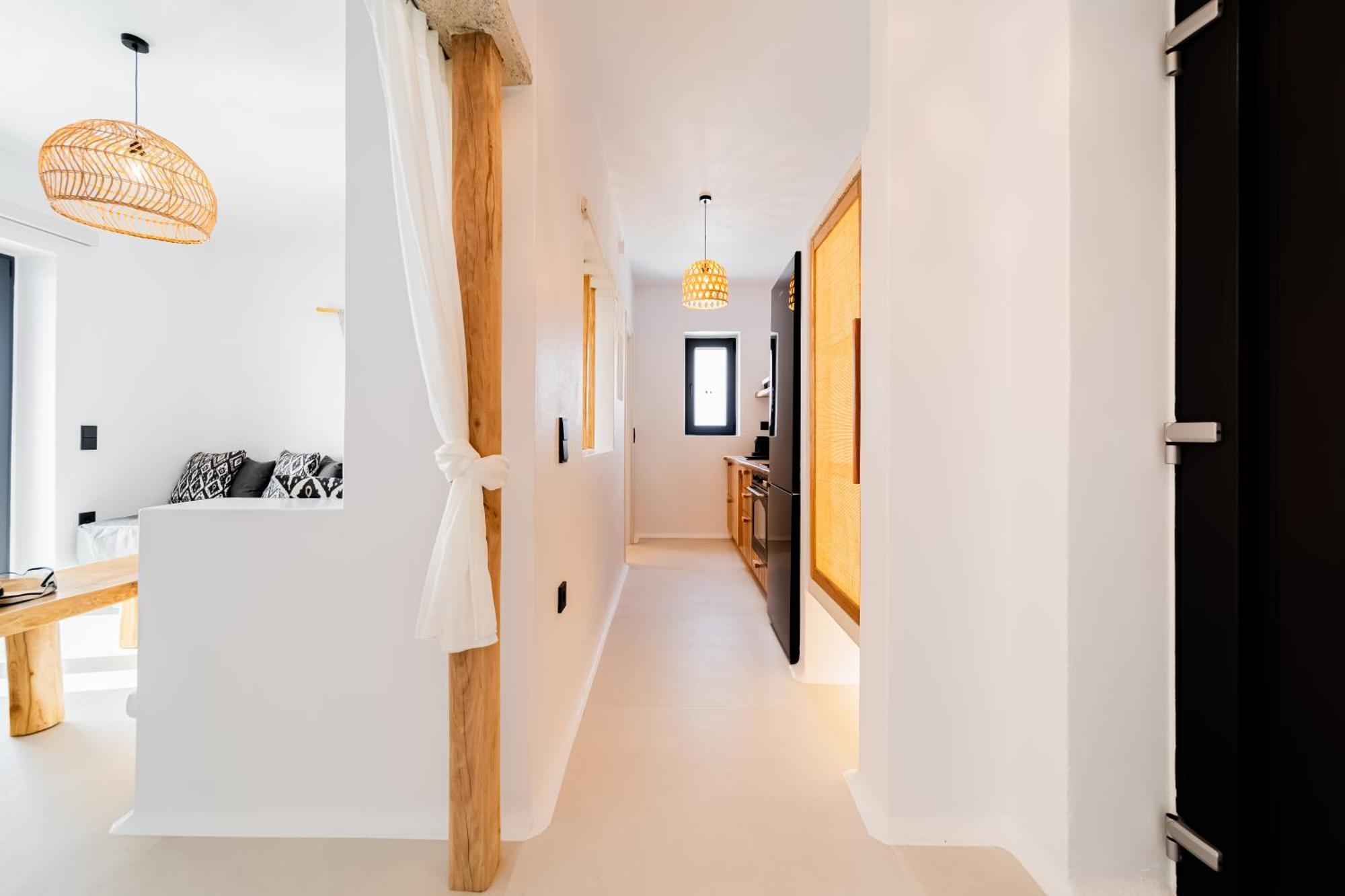 Villa La Grande Vue-private Hilltop With Private Pools *